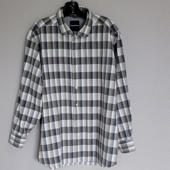 Tommy Bahama Plaid Long Sleeve Shirt/ Size L. - Picture 1 of 11